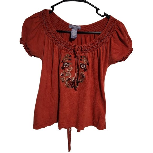 Laura Scott Petite Blouse Womens Size Small Red Embroidered Floral Short Sleeve - Picture 1 of 3
